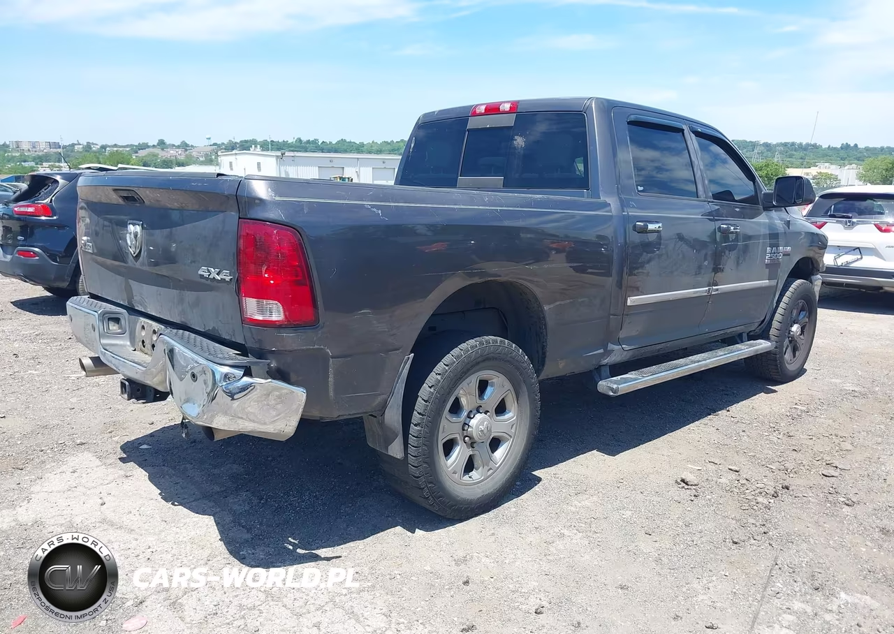 2014 Ram 2500 Big Horn VIN:3C6UR5DJ6EG270559 - 4
