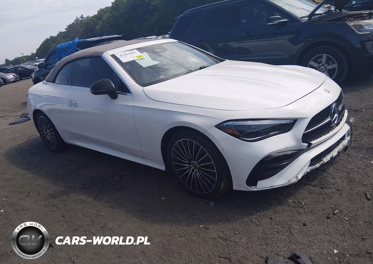 2024 Mercedes-Benz Cle 300 4Matic – zdjęcie 1 z 16