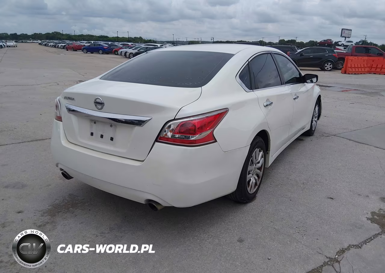 2013 Nissan Altima 2.5 VIN:1N4AL3AP9DC132760 - 4