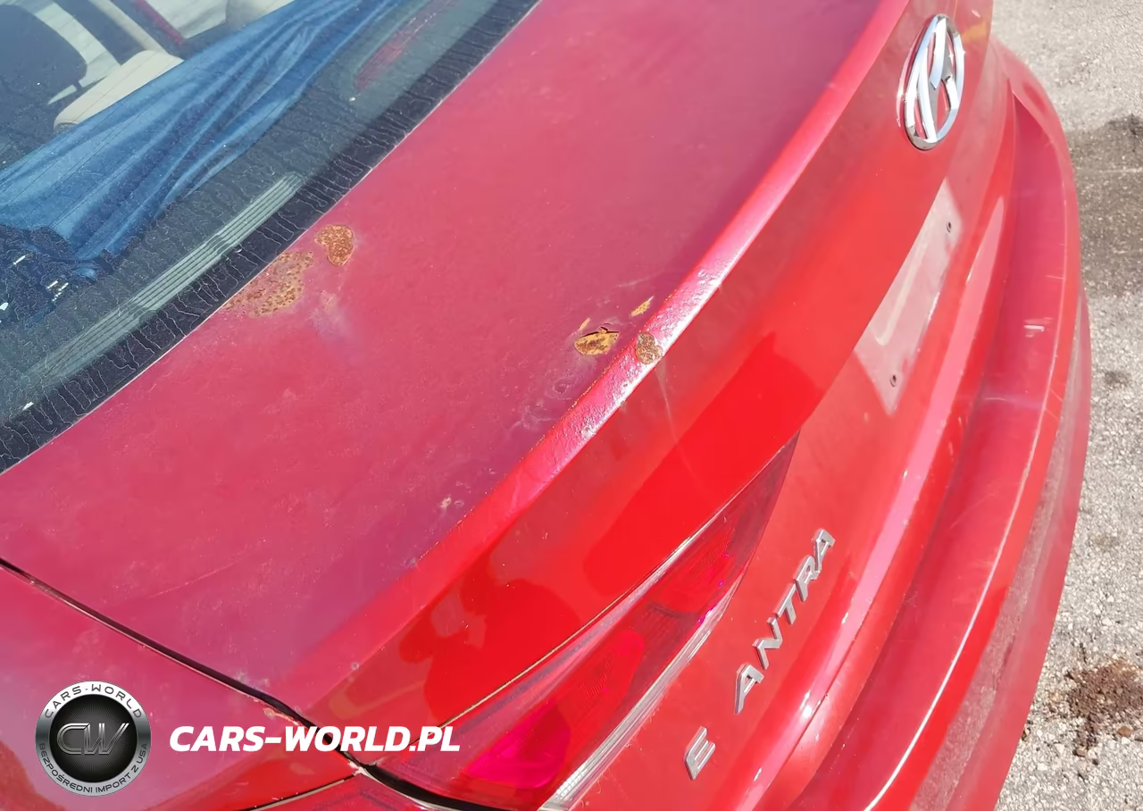 2018 Hyundai Elantra Value Edition VIN:5NPD84LF5JH381978 - 19