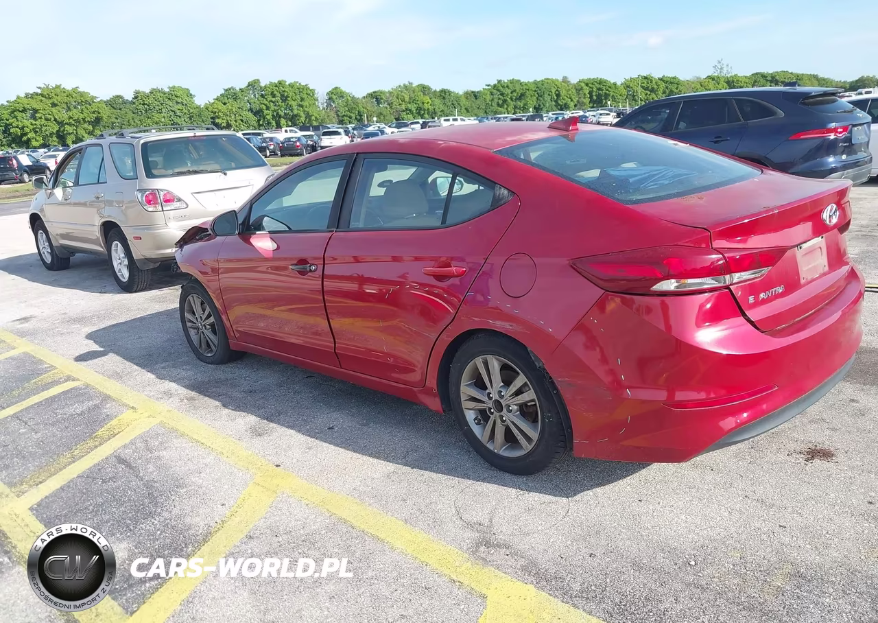 2018 Hyundai Elantra Value Edition VIN:5NPD84LF5JH381978 - 3