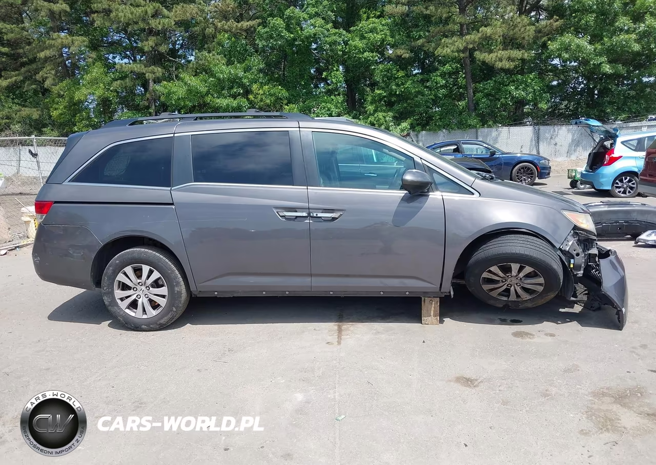 2015 Honda Odyssey Ex-L VIN:5FNRL5H61FB037332 - 13