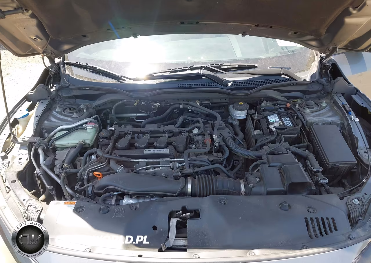 2018 Honda Civic Sport VIN:SHHFK7H40JU431332 - 10
