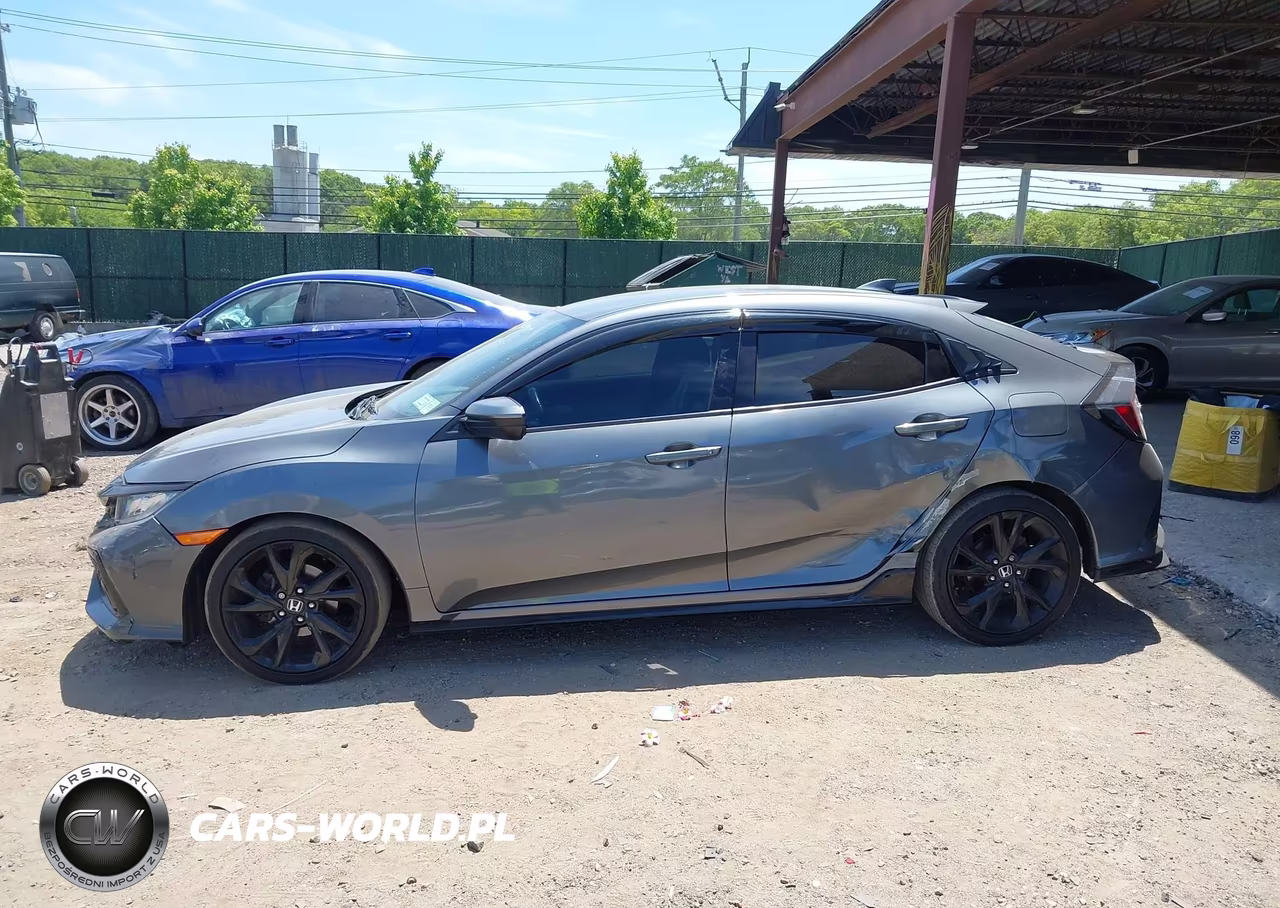2018 Honda Civic Sport VIN:SHHFK7H40JU431332 - 13