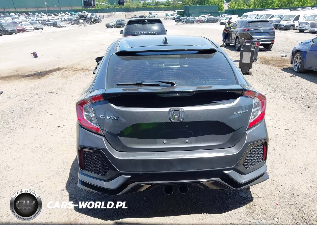 2018 Honda Civic Sport VIN:SHHFK7H40JU431332 - 15