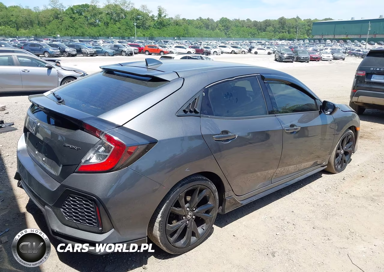 2018 Honda Civic Sport VIN:SHHFK7H40JU431332 - 4