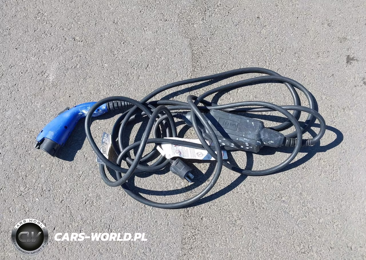 2024 Subaru Solterra Premium VIN:JTMABABA8RA070122 - 12