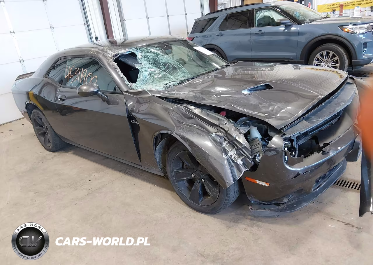 2016 Dodge Challenger Sxt