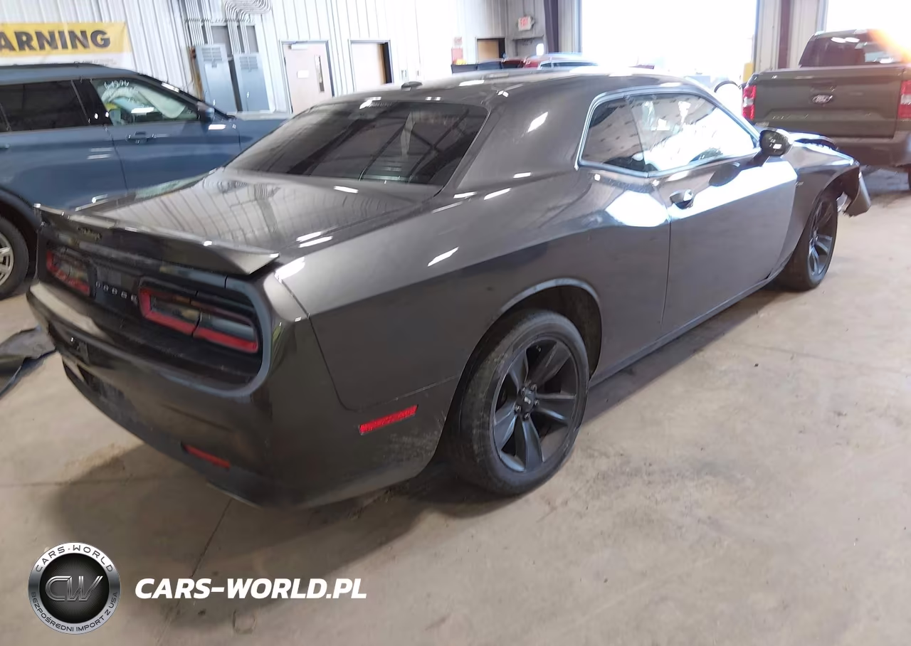 2016 Dodge Challenger Sxt VIN:2C3CDZAG0GH113457 - 4