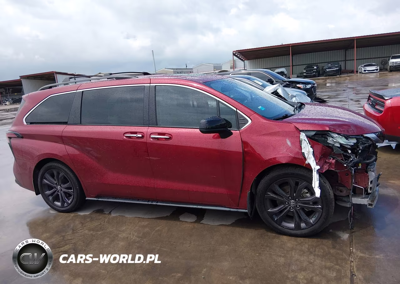 2022 Toyota Sienna Xse VIN:5TDXRKEC1NS083669 - 13