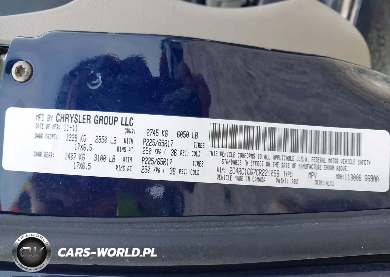 2012 Chrysler Town & Country Touring-L VIN:2C4RC1CG7CR221098 - 9
