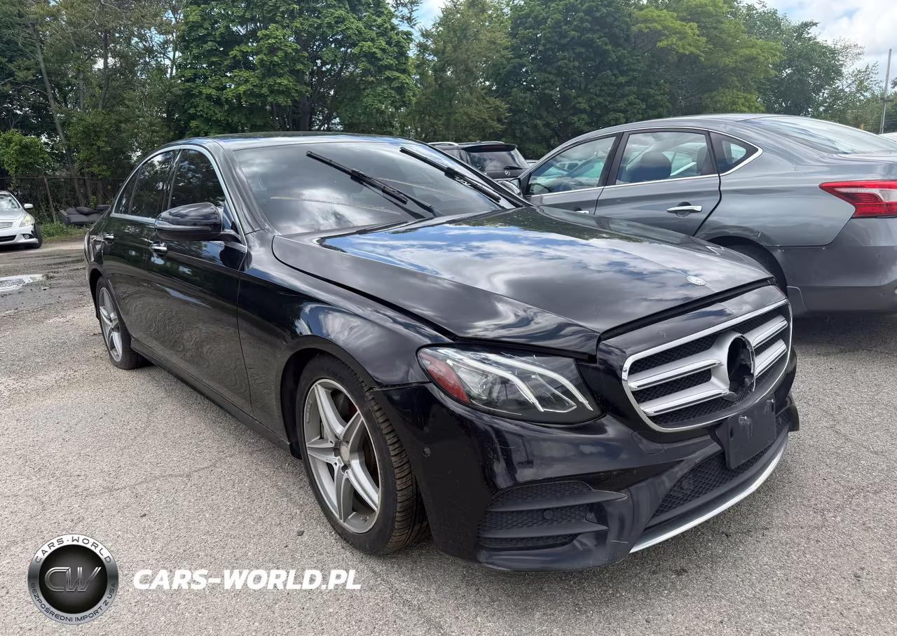 2017 Mercedes-Benz E 300 4Matic – zdjęcie 1 z 12