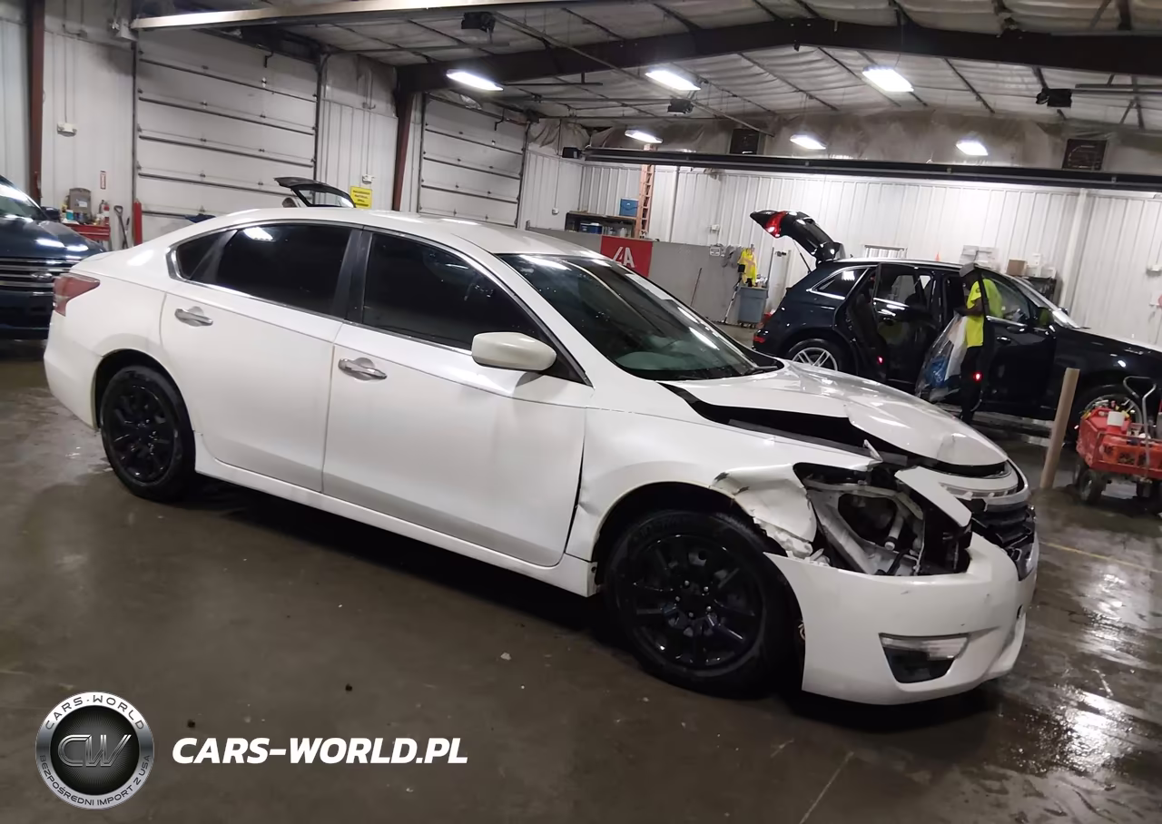 2013 Nissan Altima 2.5 S – zdjęcie 1 z 17
