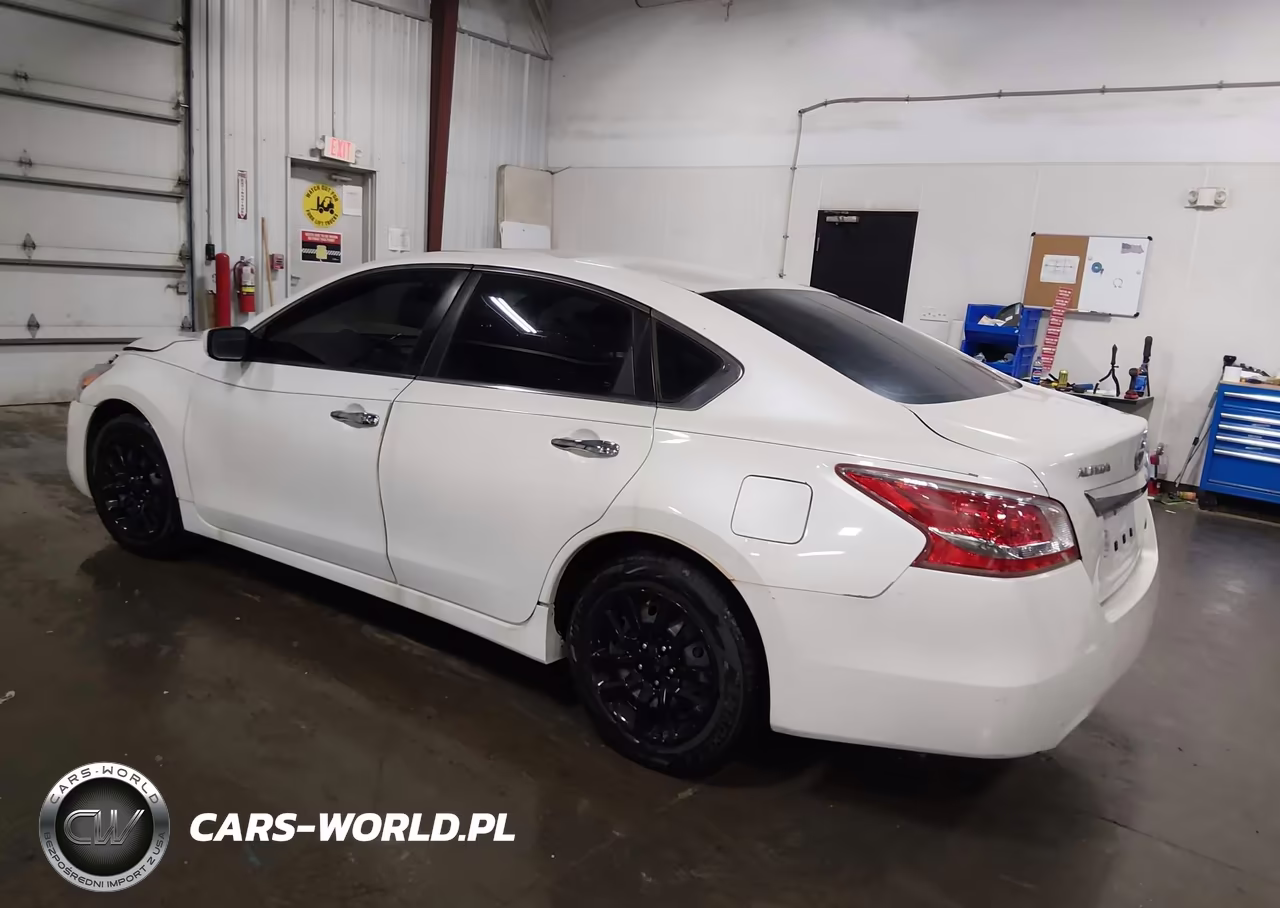 2013 Nissan Altima 2.5 S VIN:1N4AL3AP5DN580353 - 3