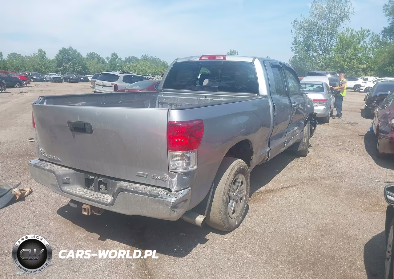 2012 Toyota Tundra Grade 5.7L V8 VIN:5TFUW5F1XCX237801 - 4