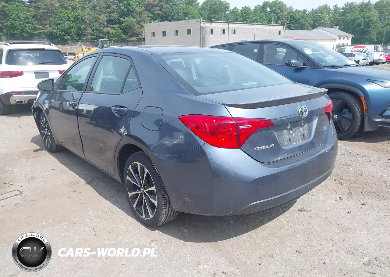 2019 Toyota Corolla Se VIN:2T1BURHE9KC203110 - 3