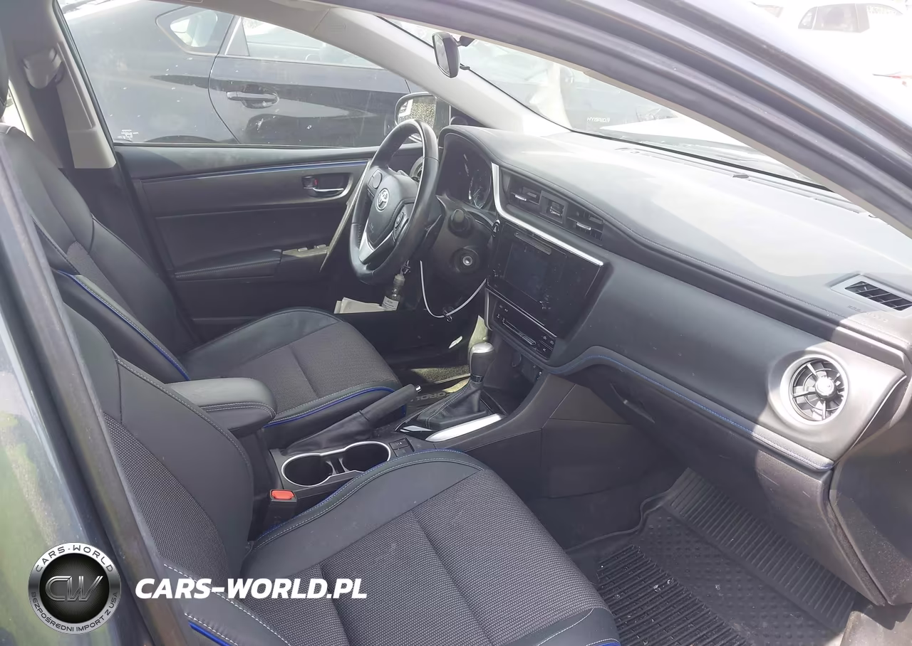 2019 Toyota Corolla Se VIN:2T1BURHE9KC203110 - 5