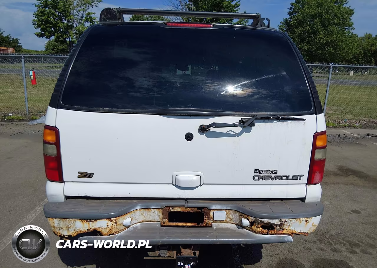 2003 Chevrolet Suburban 1500 Z71 VIN:3GNFK16Z13G202000 - 6