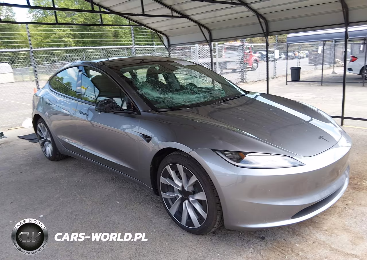 2026 Tesla Model 3 Premium All-Wheel Drive – zdjęcie 1 z 15