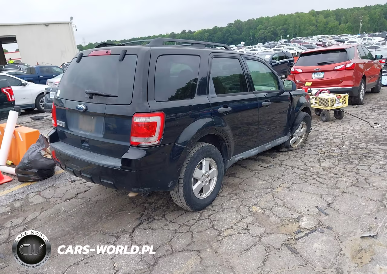 2010 Ford Escape Xlt VIN:1FMCU0D72AKD12010 - 4