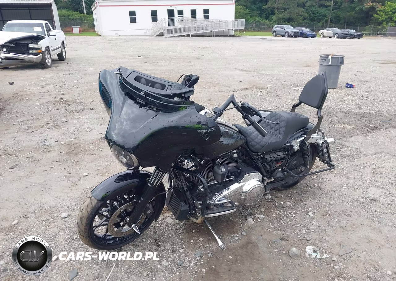 2018 Harley-Davidson Flhx Street Glide VIN:1HD1KBC11JB653259 - 2