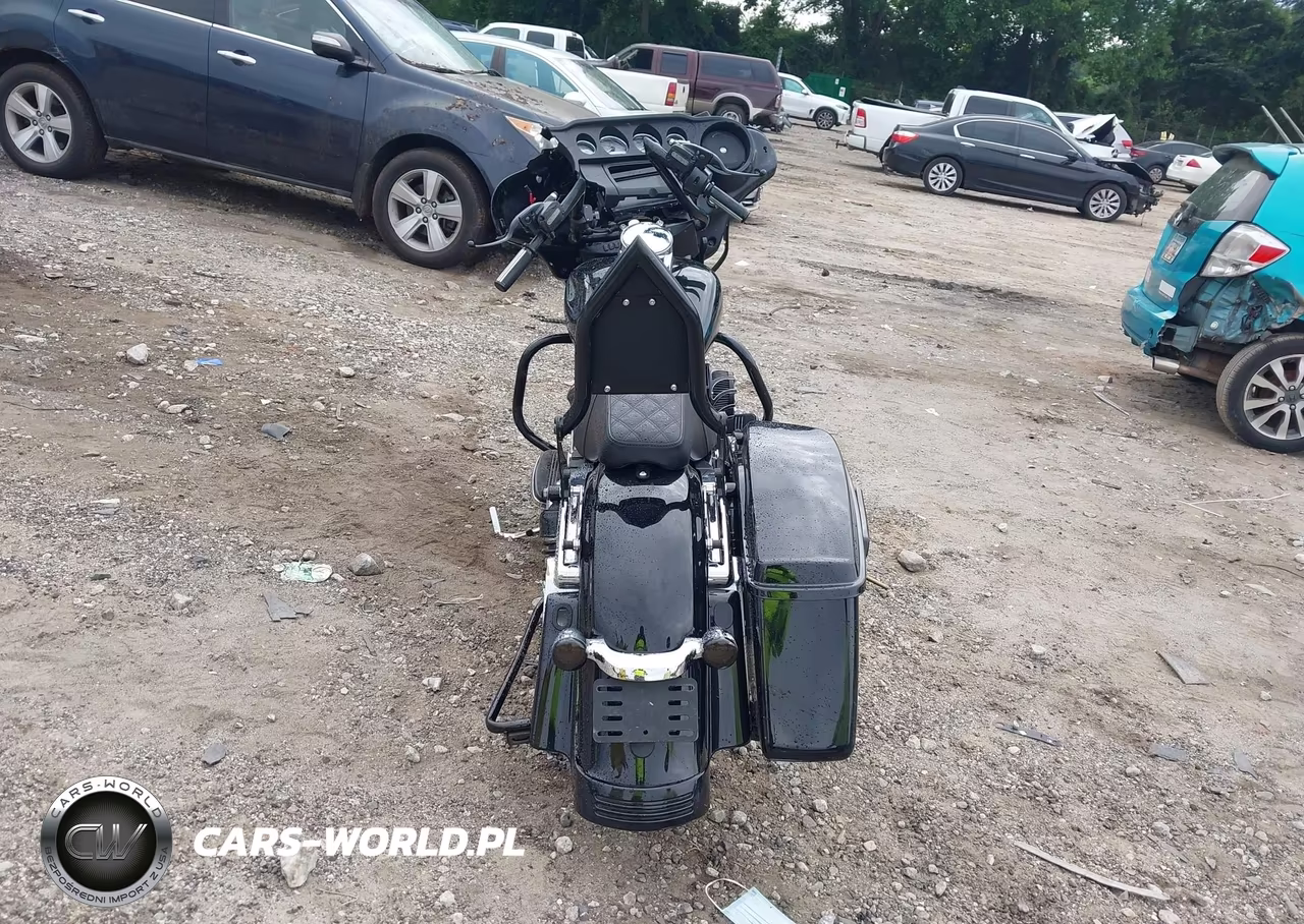 2018 Harley-Davidson Flhx Street Glide VIN:1HD1KBC11JB653259 - 6