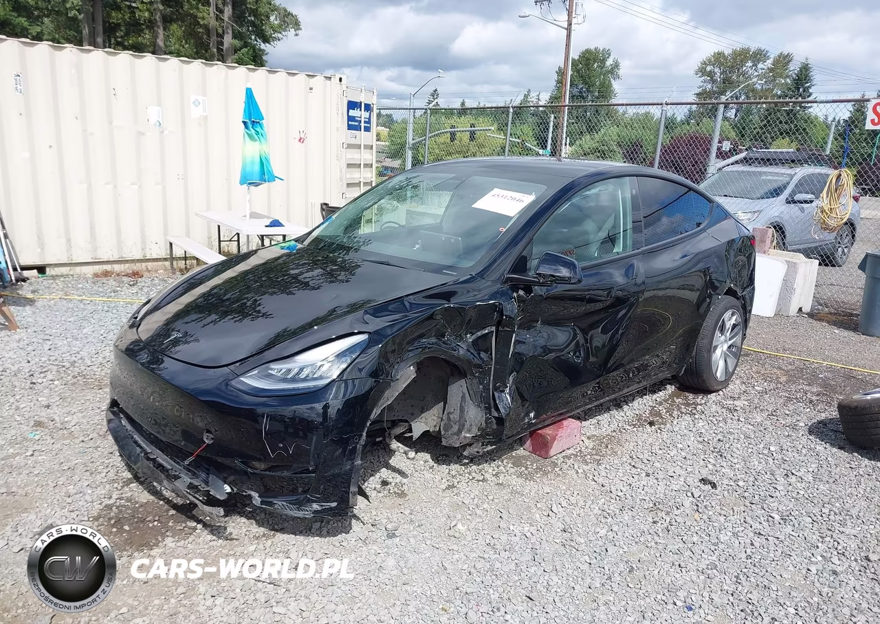 2021 Tesla Model Y Long Range Dual Motor All-Wheel Drive VIN:5YJYGDEE1MF105938 - 2
