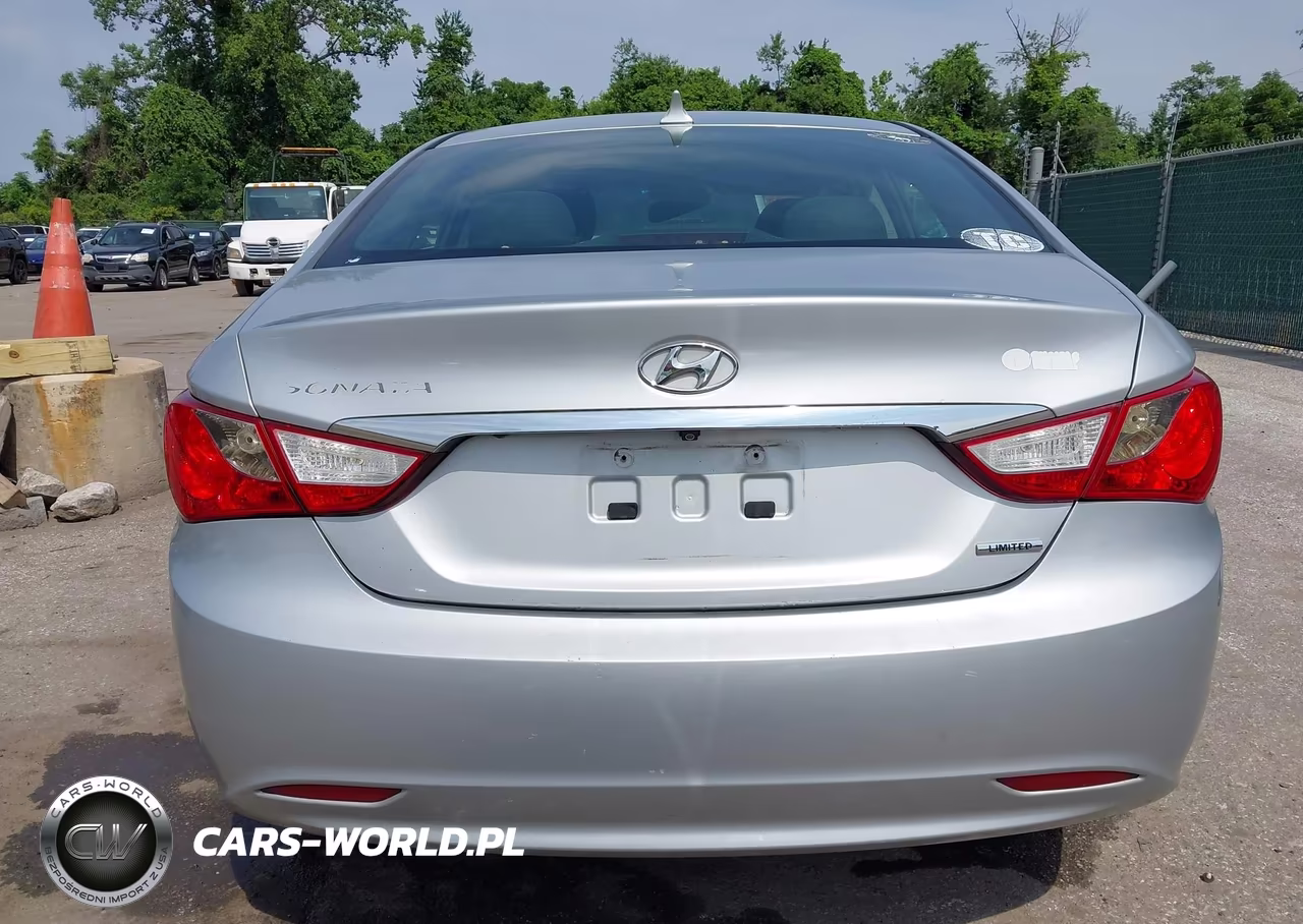 2011 Hyundai Sonata Limited VIN:5NPEC4AC8BH303109 - 16