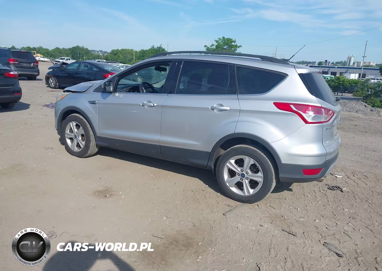 2016 Ford Escape Se VIN:1FMCU9GXXGUB43092 - 3