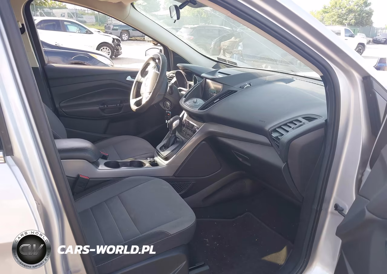 2016 Ford Escape Se VIN:1FMCU9GXXGUB43092 - 5