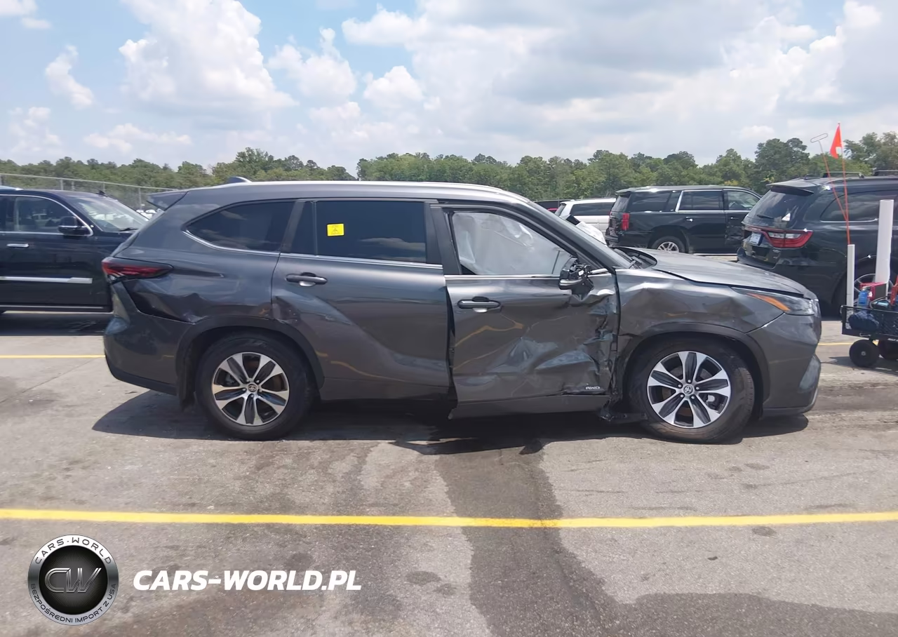 2025 Toyota Highlander Hybrid Xle VIN:5TDKBRCHXSS656280 - 12