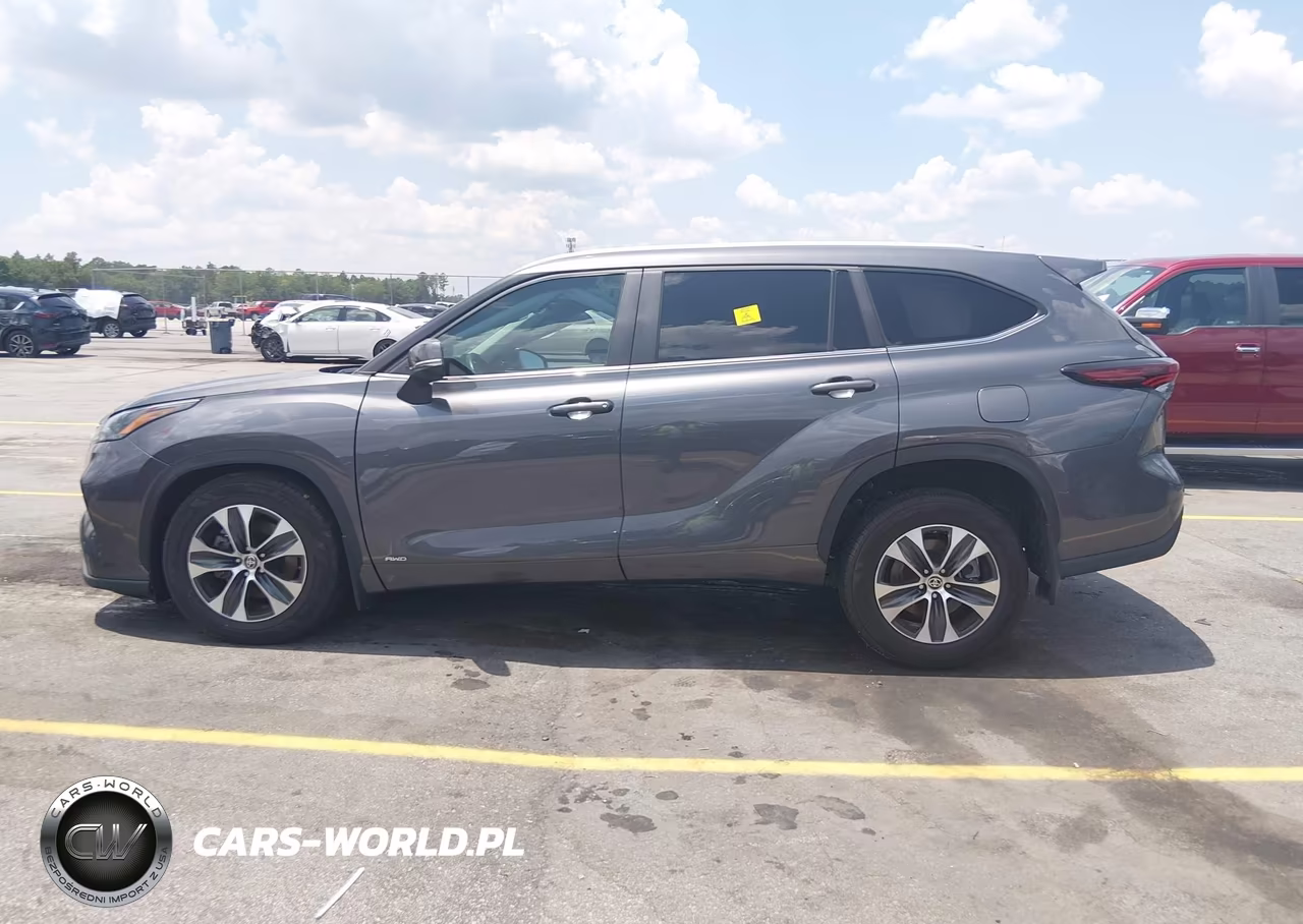2025 Toyota Highlander Hybrid Xle VIN:5TDKBRCHXSS656280 - 13