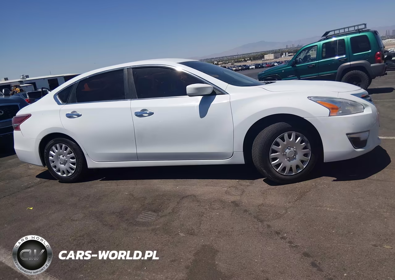 2013 Nissan Altima 2.5 S VIN:1N4AL3AP0DN539354 - 13