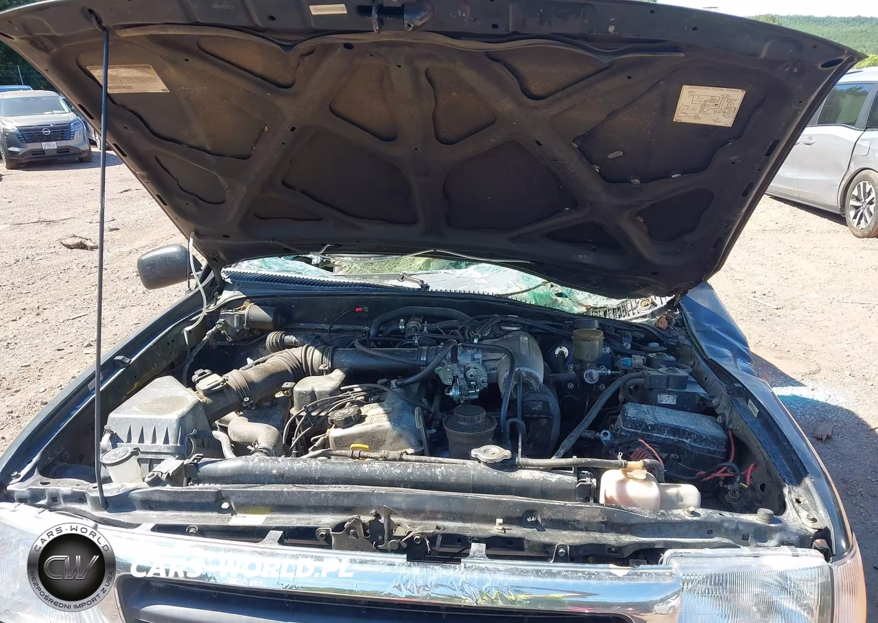 1998 Toyota Tacoma VIN:4TAWM72N7WZ064407 - 10