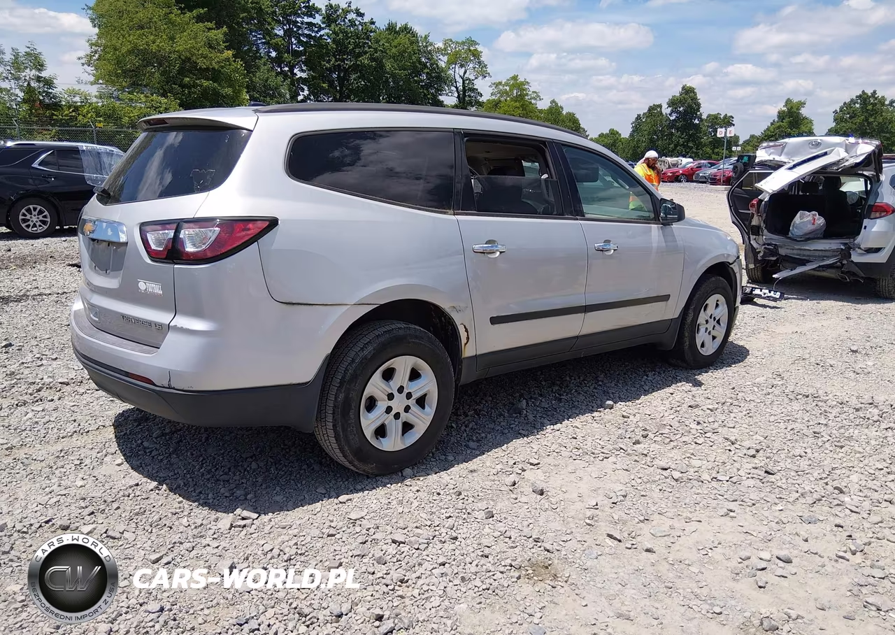 2013 Chevrolet Traverse Ls VIN:1GNKRFKD8DJ188128 - 4