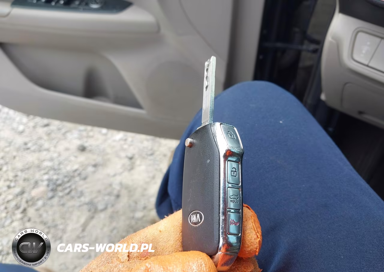 2020 Kia Forte Lxs VIN:3KPF24AD8LE251390 - 11