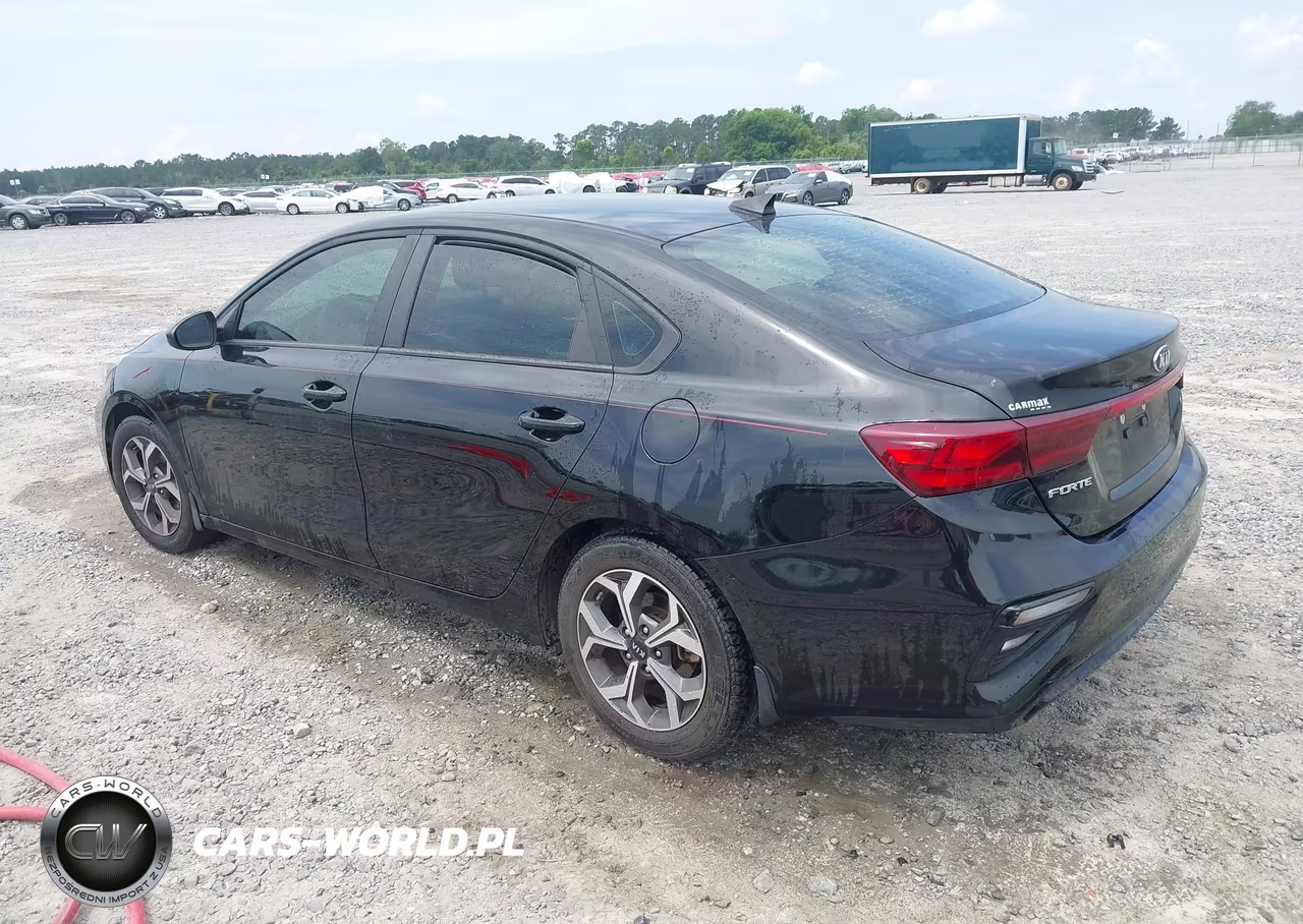 2020 Kia Forte Lxs VIN:3KPF24AD8LE251390 - 3