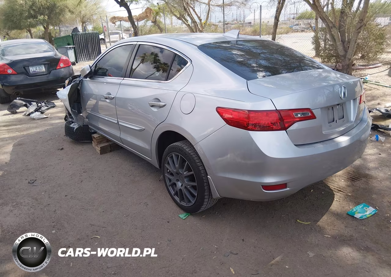 2013 Acura Ilx 2.0L VIN:19VDE1F52DE010918 - 3