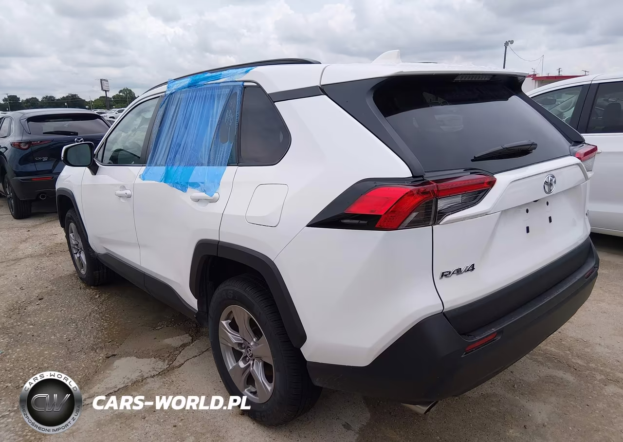 2025 Toyota Rav4 Xle VIN:2T3W1RFV0SW374122 - 3