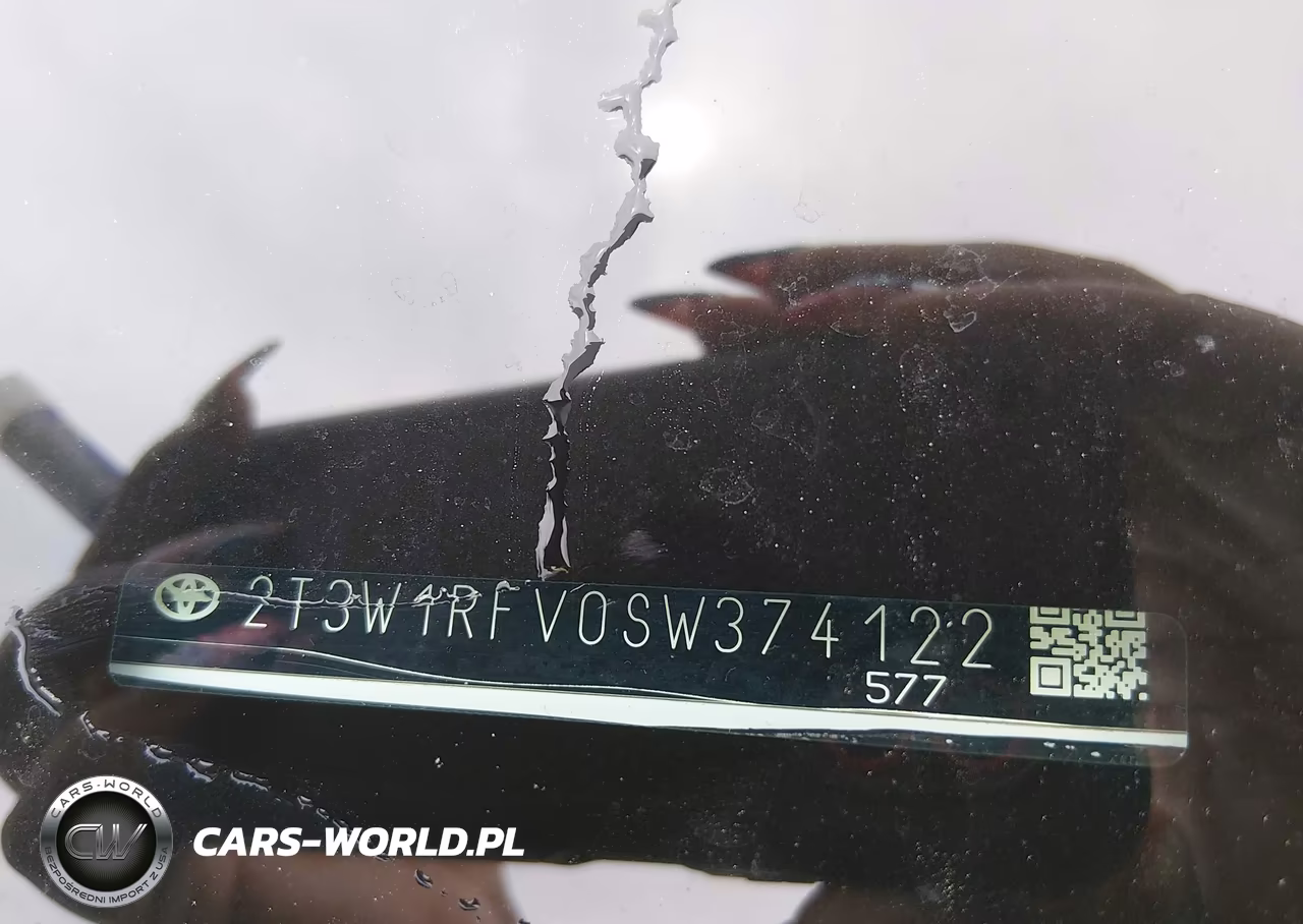 2025 Toyota Rav4 Xle VIN:2T3W1RFV0SW374122 - 9