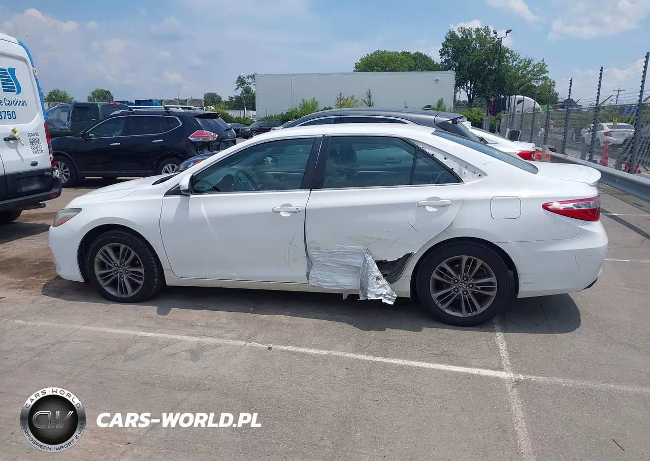 2017 Toyota Camry Se VIN:4T1BF1FKXHU748891 - 14