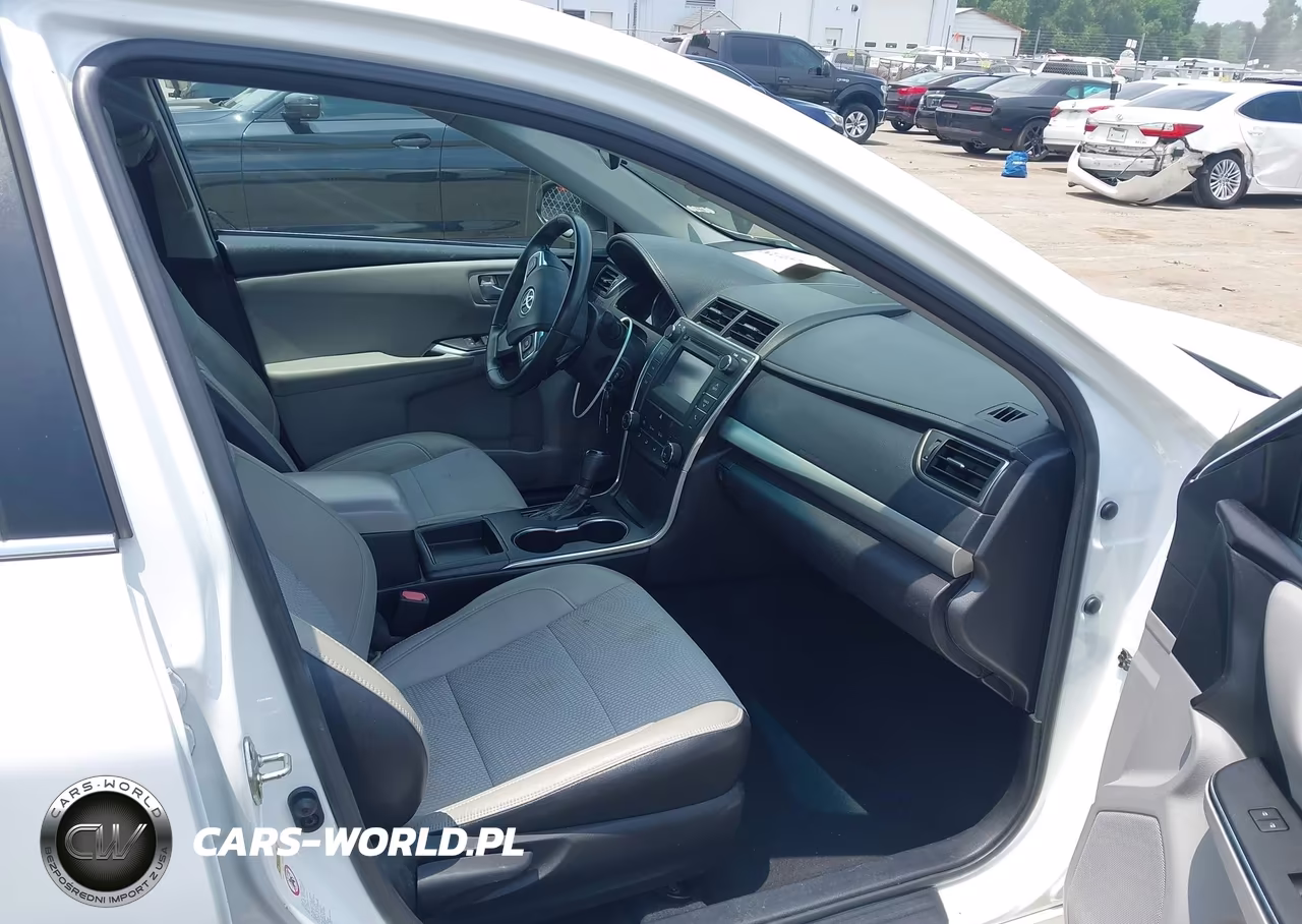 2017 Toyota Camry Se VIN:4T1BF1FKXHU748891 - 5