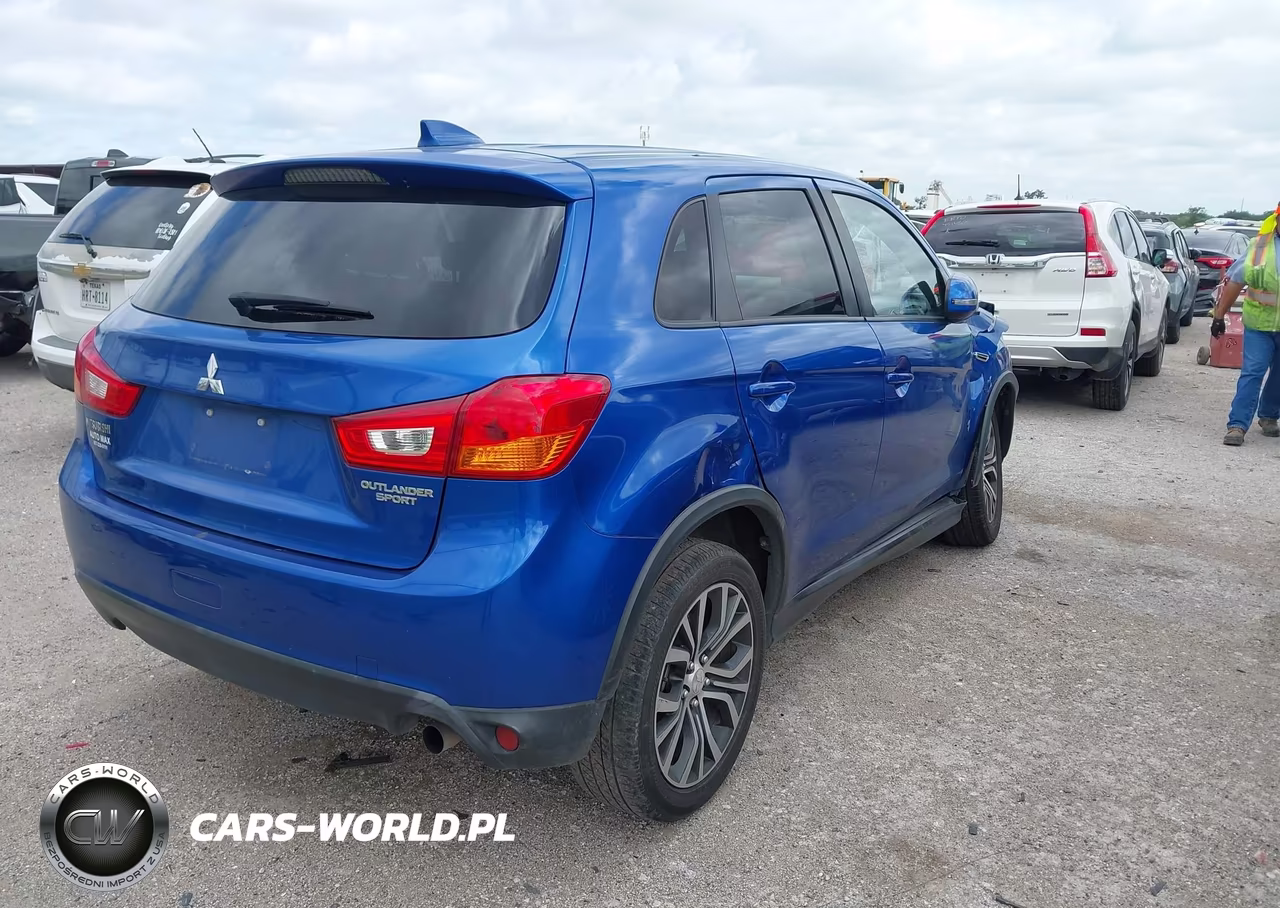 2017 Mitsubishi Outlander Sport 2.0 Le VIN:JA4AP3AU9HZ062582 - 4