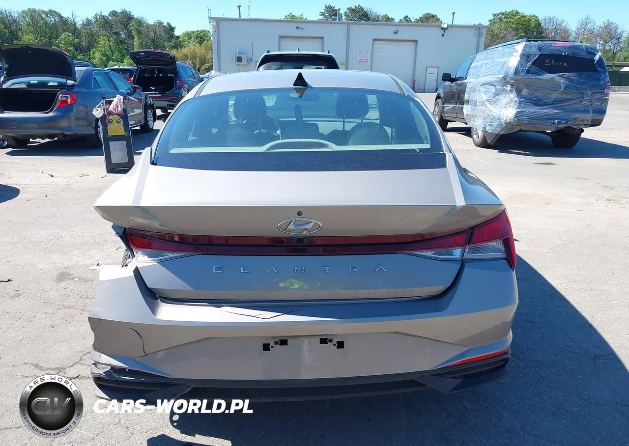 2021 Hyundai Elantra Sel VIN:KMHLM4AG4MU126957 - 16