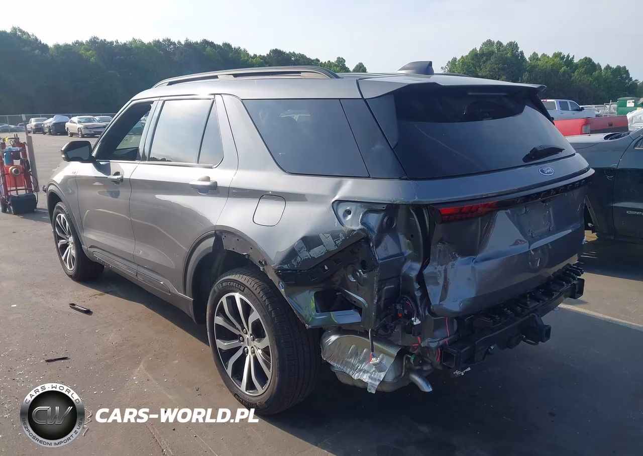 2025 Ford Explorer St-Line VIN:1FMUK8KH0SGC98682 - 3