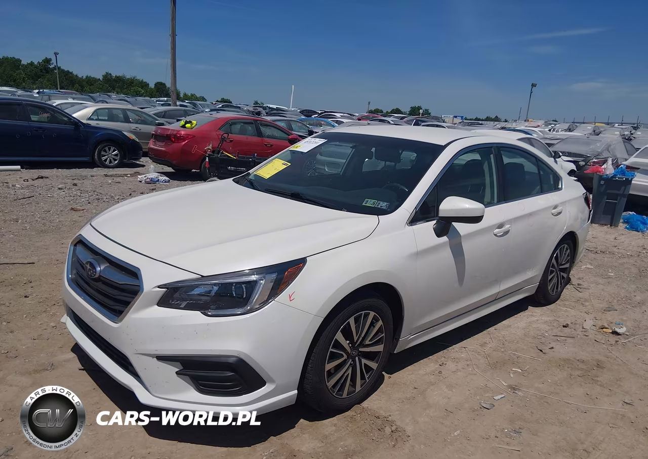 2018 Subaru Legacy 2.5I Premium VIN:4S3BNAC62J3022078 - 2