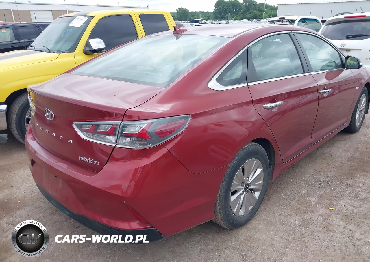 2018 Hyundai Sonata Hybrid Se VIN:KMHE24L35JA082151 - 4