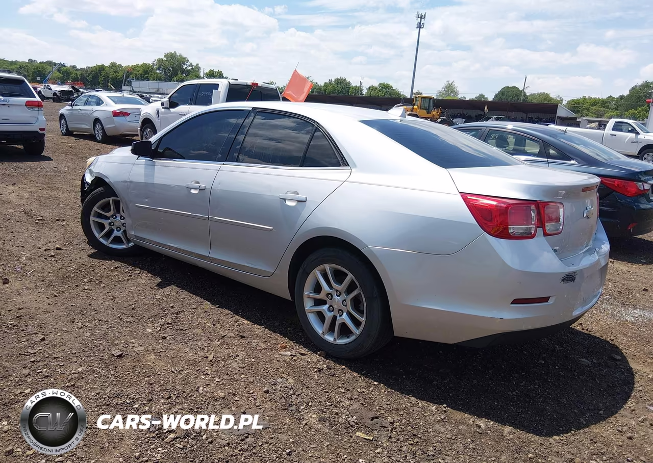 2014 Chevrolet Malibu 1Lt VIN:1G11C5SL8EF270901 - 3