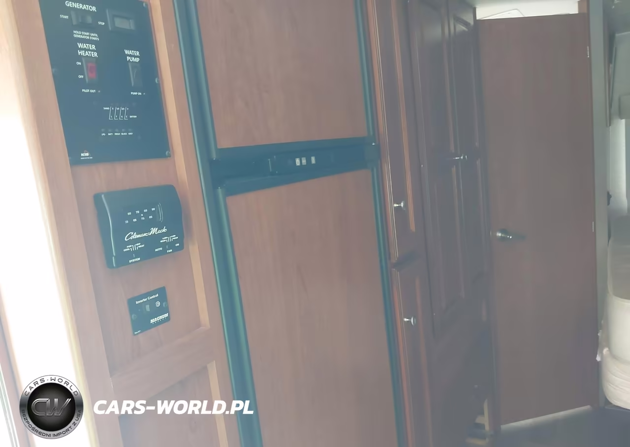2019 Ford F53 VIN:1F65F5DY4K0A13325 - 15