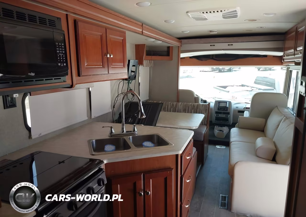 2019 Ford F53 VIN:1F65F5DY4K0A13325 - 8